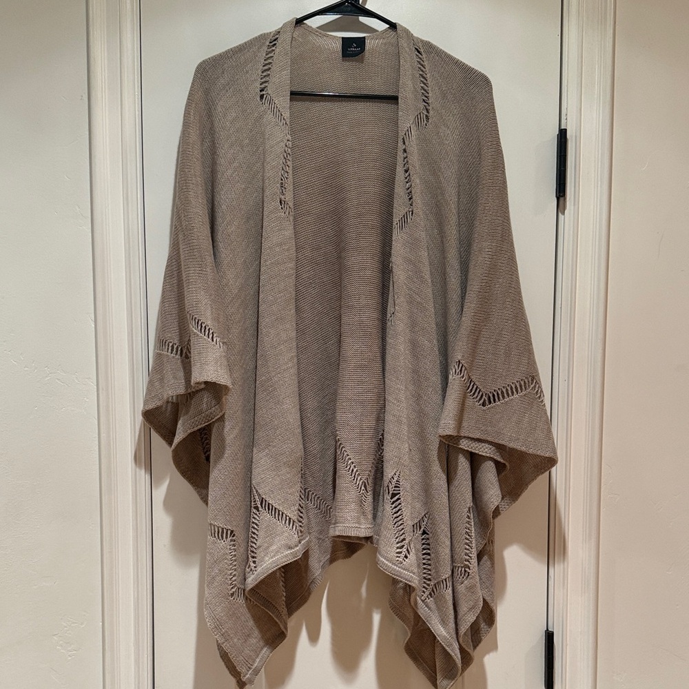 V. FRAAS Taupe Long Open-Front Knit Wrap Poncho